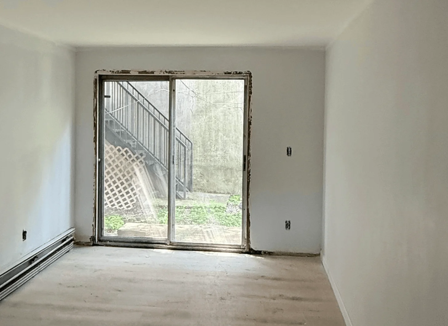 Close-up of Union City sliding door before renovation