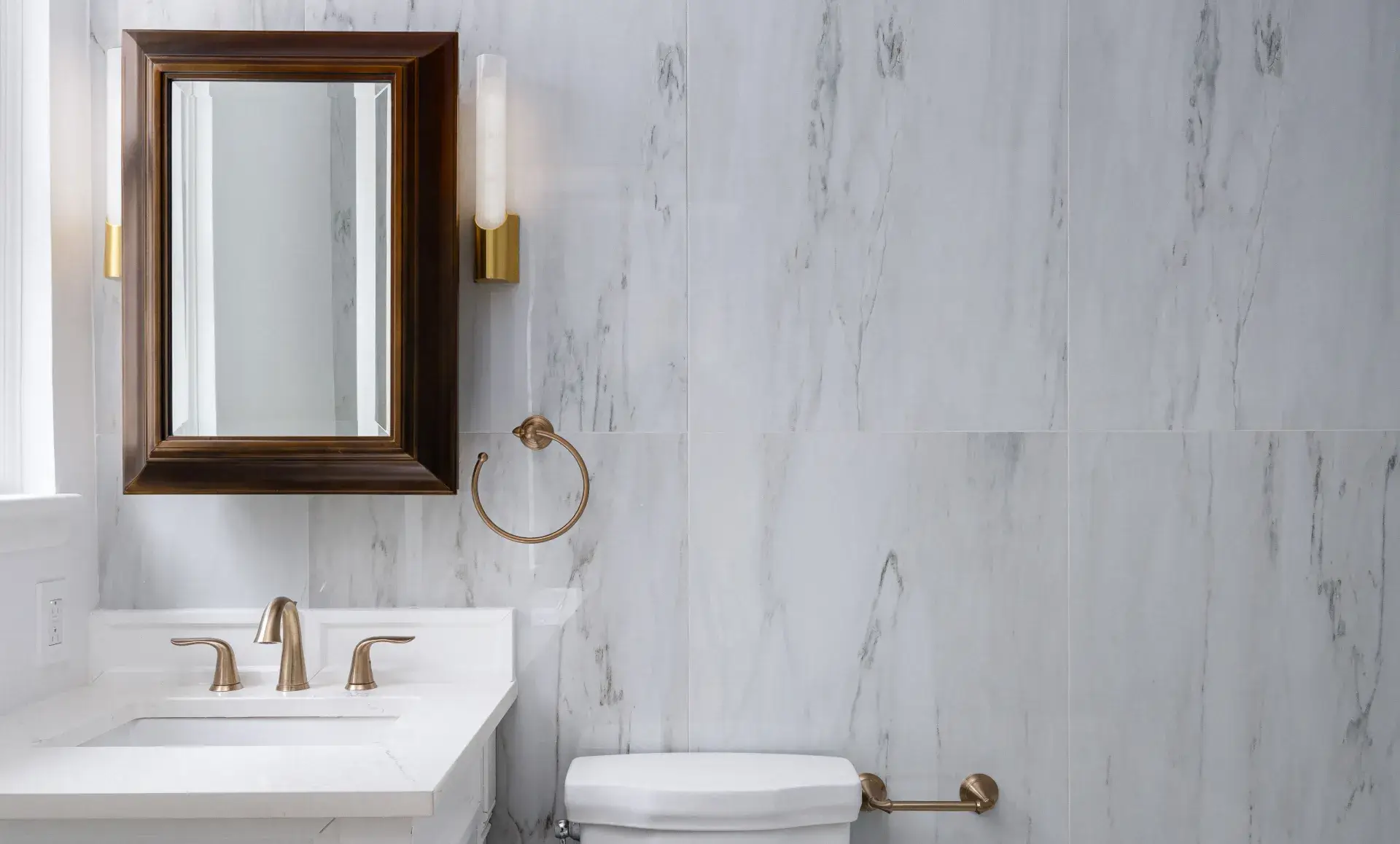 Midtown East apartment renovation after photo showing modernized kitchen design